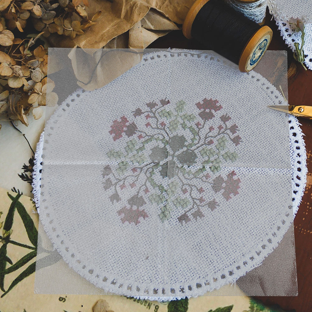 Embroidery Pattern - Zestaw 8 sztuk papieru do haftu
