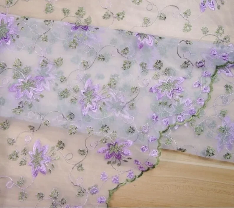 Wykwintna koronka z haftem kwi – Embroidery Veil recenzja i cena