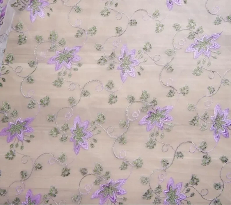 Wykwintna koronka z haftem kwi – Embroidery Veil recenzja i cena