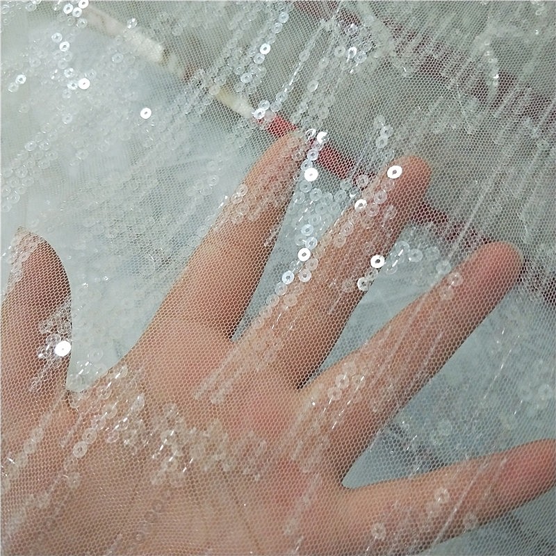 Tkanina tiulowa haftowana na s – Embroidery Veil recenzja i cena