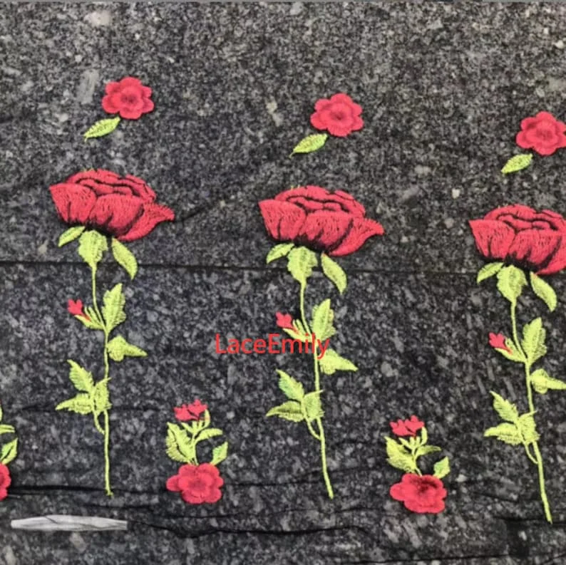 Czerwona Róża Koronka Kwiatowy – Embroidery Veil recenzja i cena