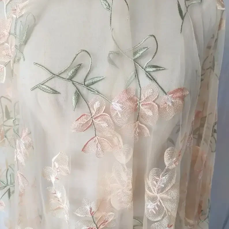 Piękna koronkowa tkanina kwiat – Embroidery Veil recenzja i cena